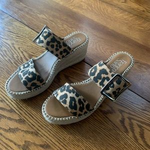 NWOT Franco Sarto Leopard Print Sandals